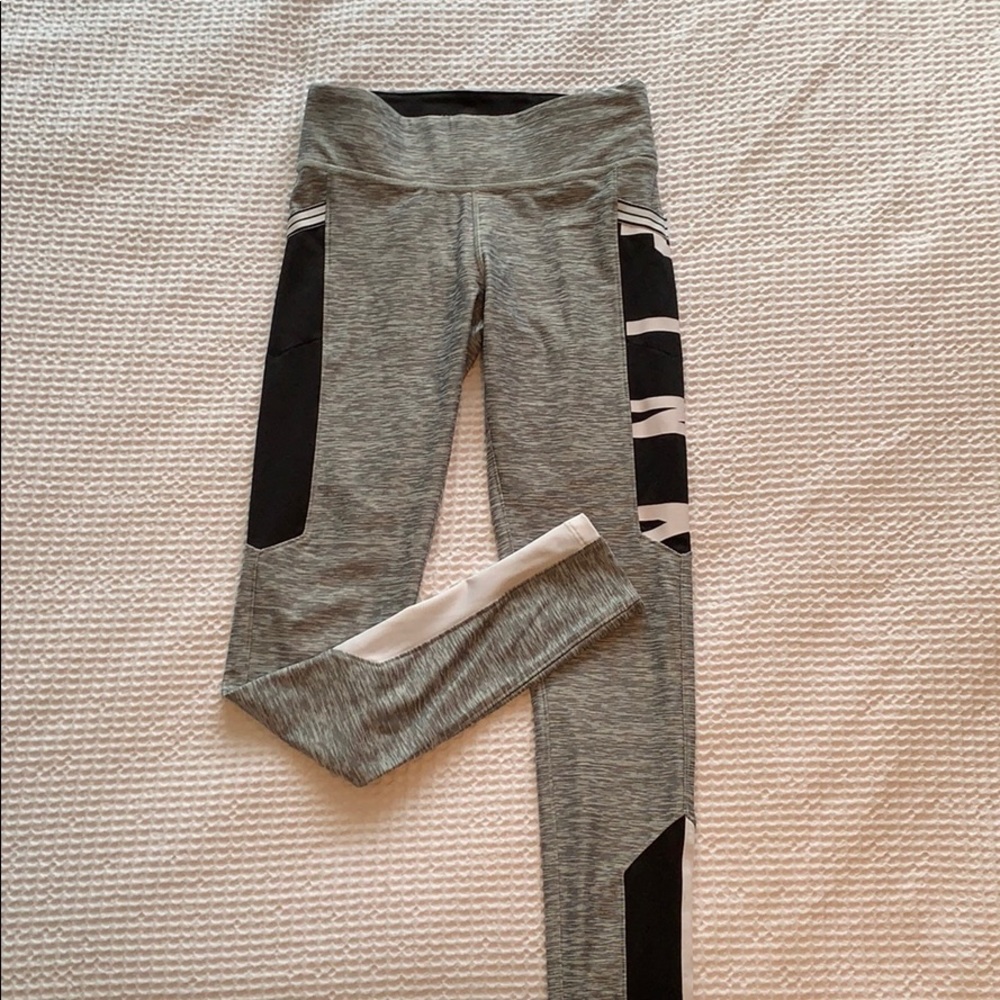 Gray PINK Ultimate Leggings